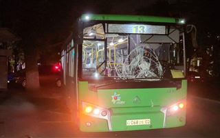 Автобус сбил пешехода в Алматы