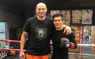 Казахстанцы Данияр Елеусинов и Иван Дычко выступят на одном вечере бокса в декабре
