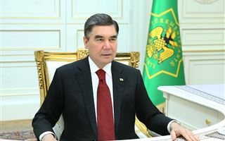 Президент Туркменистана Бердымухамедов написал очередную книгу 