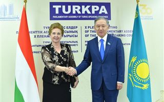 Нурлан Нигматулин провел ряд двусторонних встреч на полях Х пленарного заседания ТюркПА в Туркестане