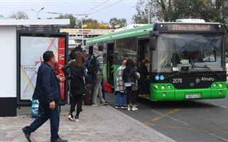 178 алматинцев оштрафованы за несоблюдение масочного режима в общественном транспорте