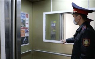 Мужчина арестован за нападение на лифт в Нур-Султане