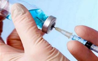 Минздрав РК утвердил обязательность вакцинации при допуске на работу