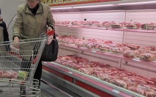 На хлеб и воду: как инфляция ударит по питанию казахстанцев