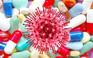 В Европе началась процедура утверждения таблеток от коронавируса