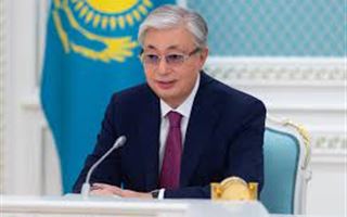 Токаев рассказал, сколько казахстанцев имеют просрочки по кредитам
