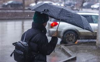 Неустойчивый характер погоды и осадки ожидаются в Казахстане 26 ноября