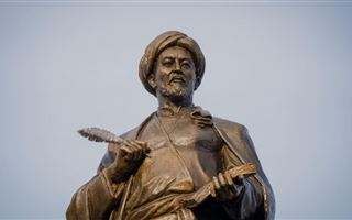 В столице открыли памятник аль-Фараби