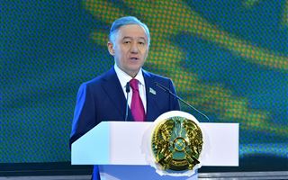 Нурлан Нигматулин поздравил жителей Павлодарской области с 30-летием Независимости Казахстана 