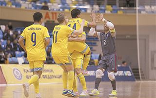 Сборная Казахстана на чемпионате Европы по футзалу: с пятью бразильцами в составе 
