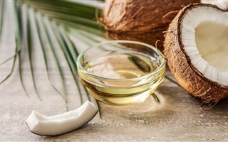 Диетолог рассказала, как кокосовое масло помогает похудеть
