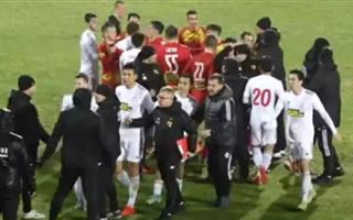 Футболисты "Актобе" подрались с соперниками во время товарищеского матча в Турции