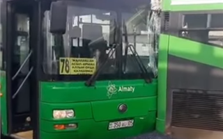 Массовое ДТП с участием автобусов произошло в Алматы 