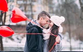 Отличия влюбленности от любви объяснили психологи