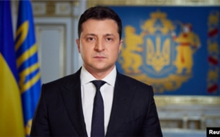 Президент Украины объявил о военном положении