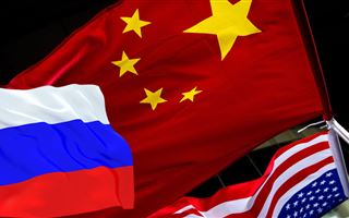 США уверены, что Китай не будет помогать России справляться с санкциями 