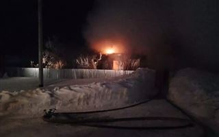 46-летняя хозяйка дома и двое ее гостей погибли при пожаре в Акмолинской области