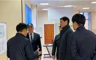 Министр финансов проверил таможенные посты на границе Казахстана и Узбекистана