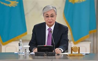 Глава государства выступает с Посланием народу Казахстана