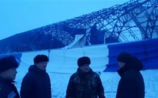 В Павлодарской области сильный ветер сорвал крышу со спортивного объекта