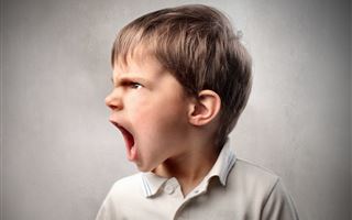 Психолог посоветовала родителям не запрещать детям плакать