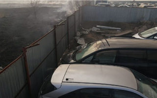 На штрафстоянке в Петропавловске сгорели шесть машин