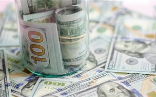 Курс доллара еще немного вырос в Казахстане
