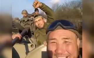 “Қазақ бандасының” Украинаға соғысқа аттанған видеосы тарады