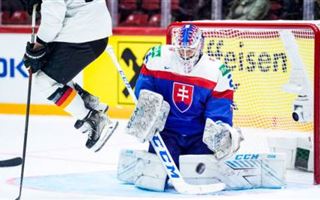 Сборная Словакии потеряла вратаря перед матчем с Казахстаном на ЧМ-2022 по хоккею