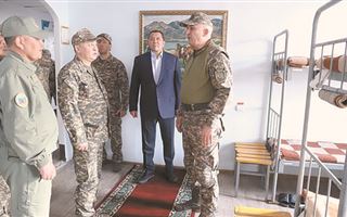 Отслужившим в армии казахстанцам будут предоставлять гранты на обучение в вузах. Но не всем