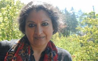 Индийская писательница стала лауреатом Букеровской премии