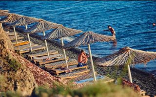 Иностранцы незаконно работали в домах отдыха на побережье Алаколя