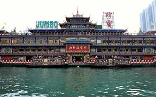 В Гонконге затонул легендарный плавучий ресторан