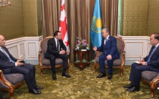 Касым-Жомарт Токаев встретился с премьер-министром Грузии Ираклием Гарибашвили