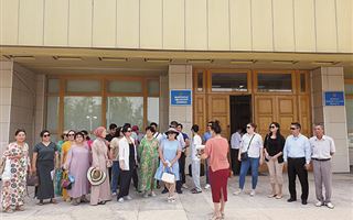 "Пойдем в суд и выйдем на митинг": распределение грантов на Западе Казахстана привело к скандалу