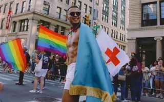 Гей-парадқа қатысқан қазақстандықты елге кіргізбеу туралы ұсыныс айтылды