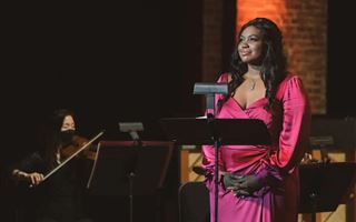 NYT: певица из США отказалась от своей партии в «Аиде» из-за «расистского» грима Нетребко