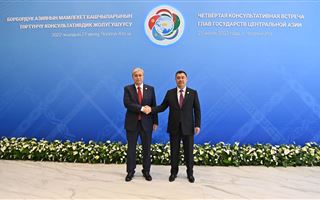 Прошла церемония рукопожатия президентов Казахстана и Кыргызстана