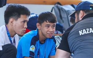 Казахстанец вышел в финал чемпионата мира по вольной борьбе