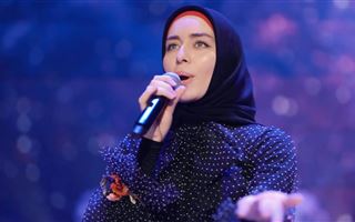 Поющая на казахском молодая певица получила высокий пост в Чечне