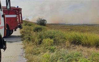 В Костанайской области ограничено движение на дорогах из-за пожаров
