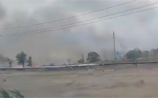 Дым от пожаров дошел до центра Караганды