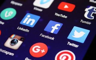 Зависимость от социальных сетей: чем она опасна