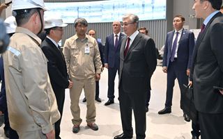 Шымкентский нефтеперерабатывающий завод посетил Касым-Жомарт Токаев