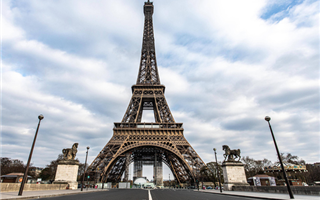 В Париже закрыли Эйфелеву башню из-за общенациональной забастовки