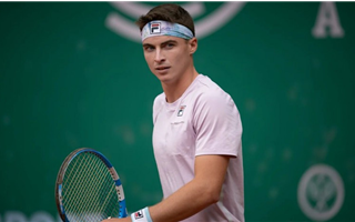Тимофей Скатов вышел в полуфинал турнира в Португалии
