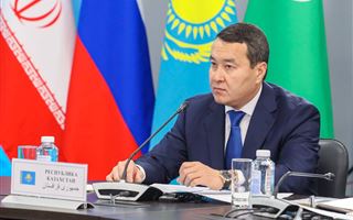 Алихан Смаилов выступил на пленарном заседании экономического форума