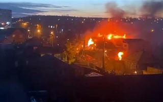 Самолет упал на жилой дом в Иркутске