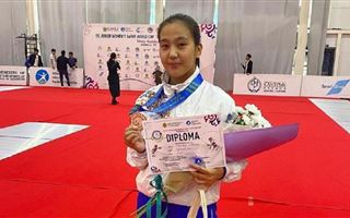Адема Серикбай завоевала бронзу Кубка мира по фехтованию