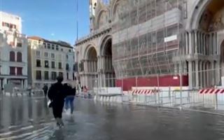 В Венеции затопило знаменитую площадь